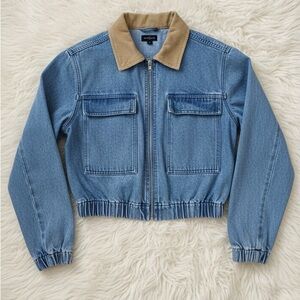 Stylish Denim Jacket with Tan Collar